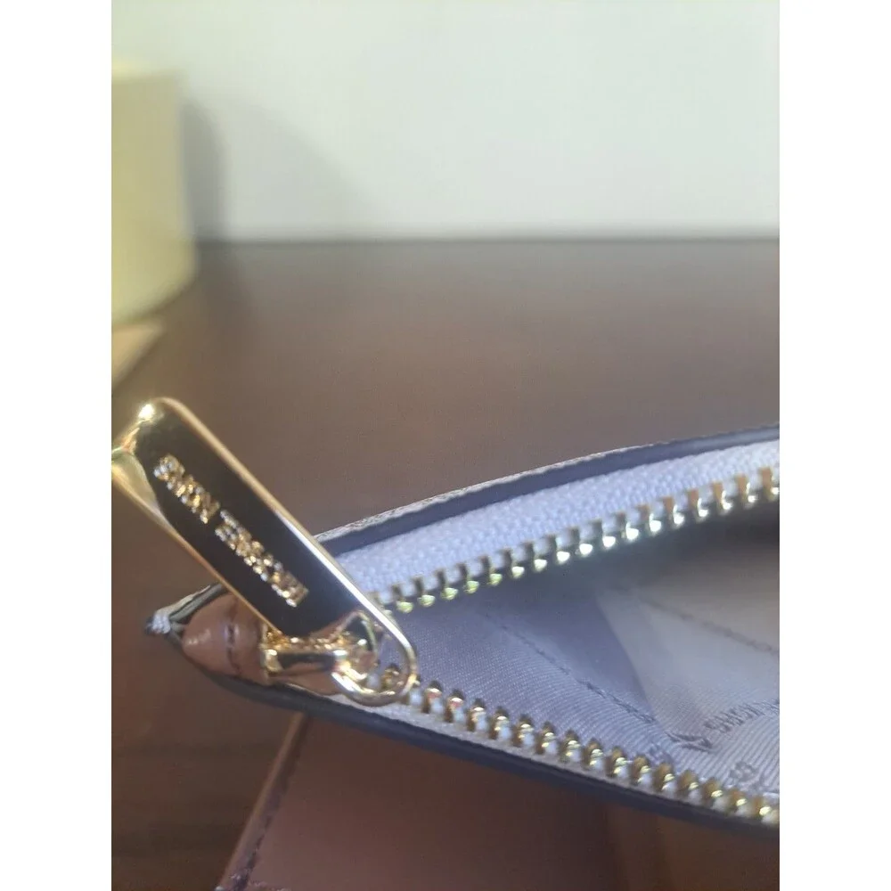 Michael Kors Jet Set Wristlet Vanilla With Signature Logo 35F8GTVWOB